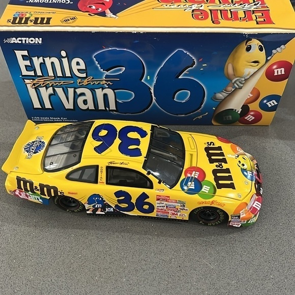 NASCAR - Ernie Irvan #36 M&M Countdown to Millennium 1999 1:24 - Picture 4 of 10